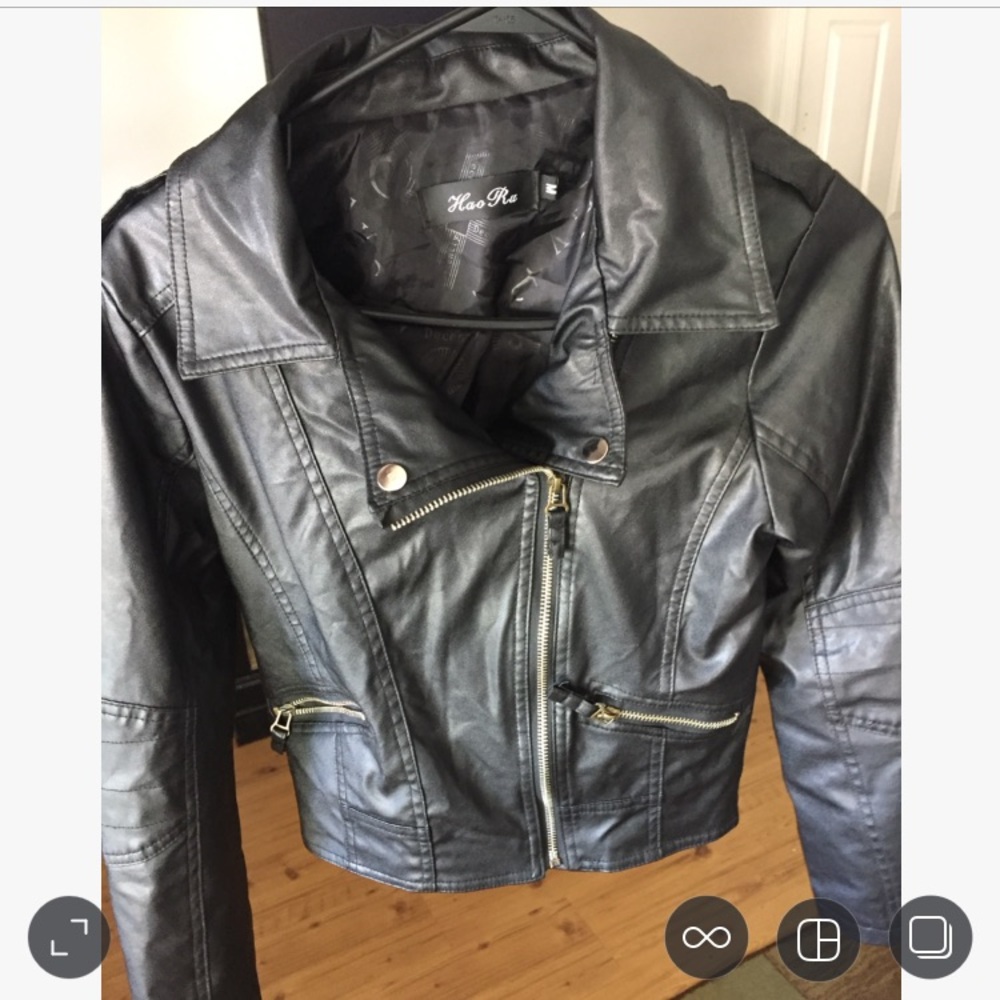 Hao ru black faux leather zipper Jacket